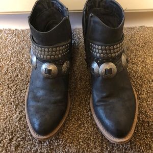 Coconuts by Matisse Hawthorne vegan boot